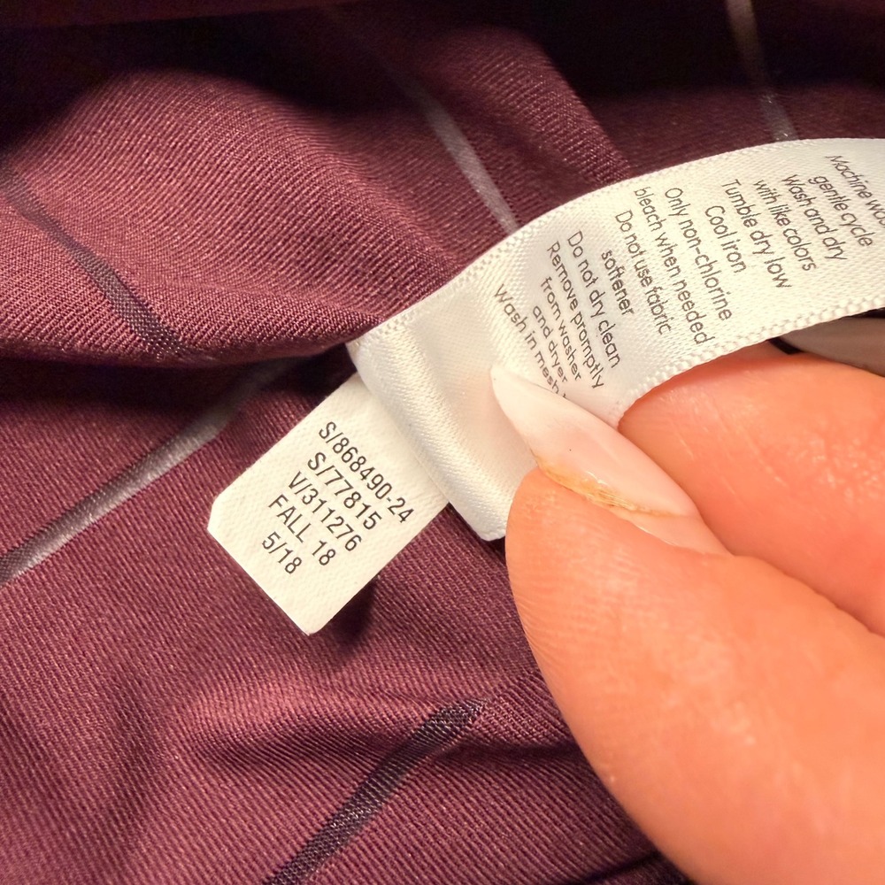 Athleta Burgundy Mesh Stripe Racerback Tank Top Medium Maroon Activewear - Picture 9 of 11